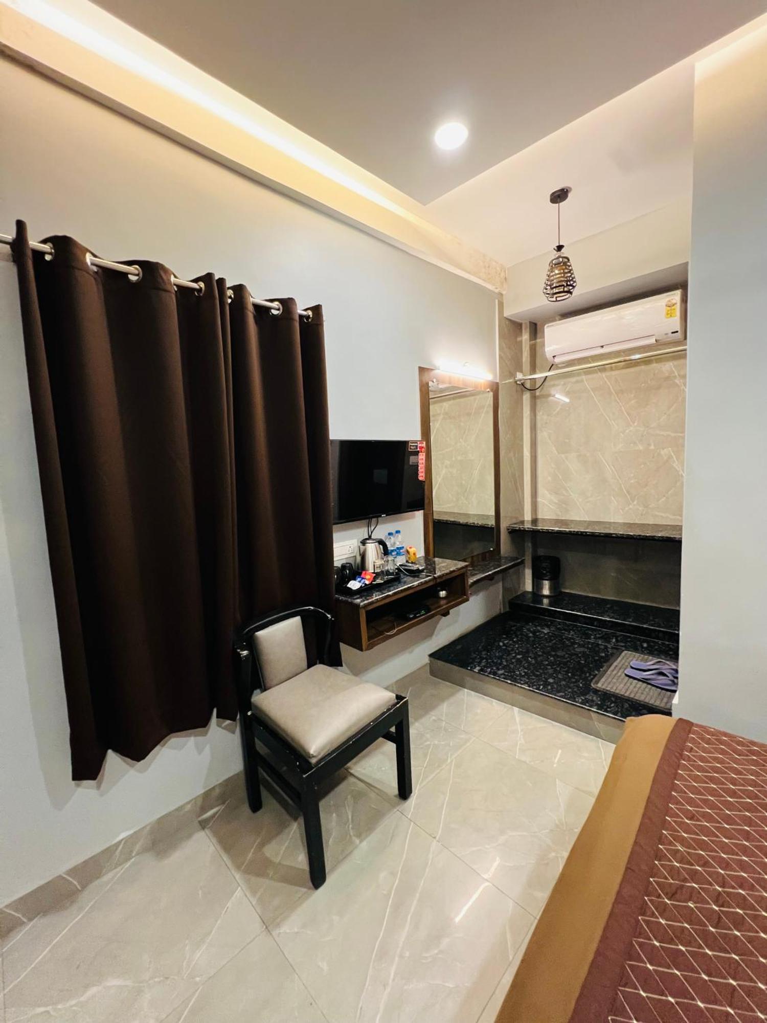 Hotel Sabera Siliguri Exterior foto